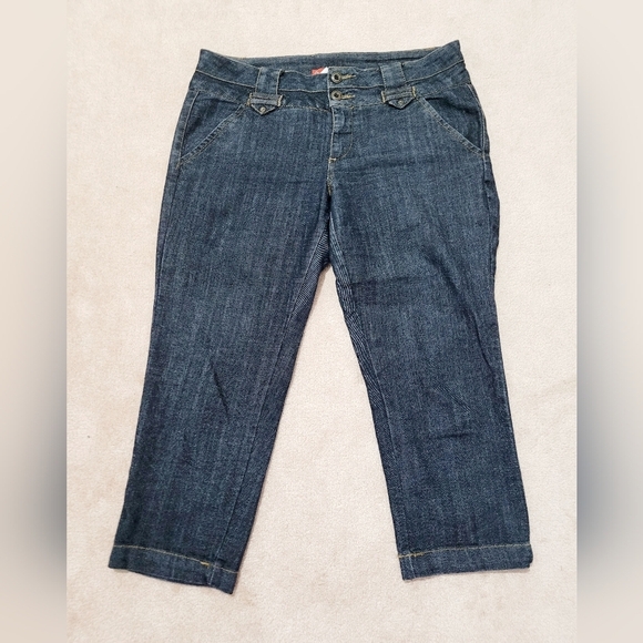 CB Established 1962 Womens Size 8 Dark Wash Stretch Trouser Capris - Picture 2 of 12